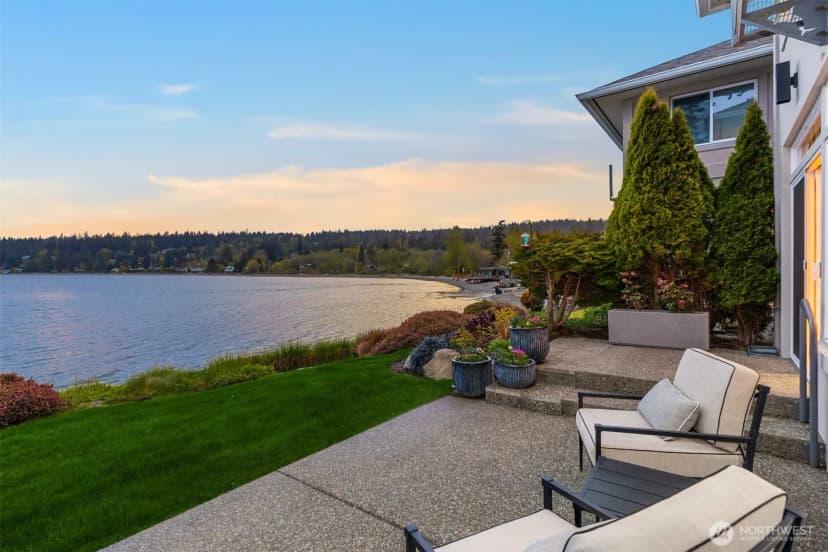 Property photo for 4475 Pleasant Beach Drive Ne, Bainbridge Island photo 36