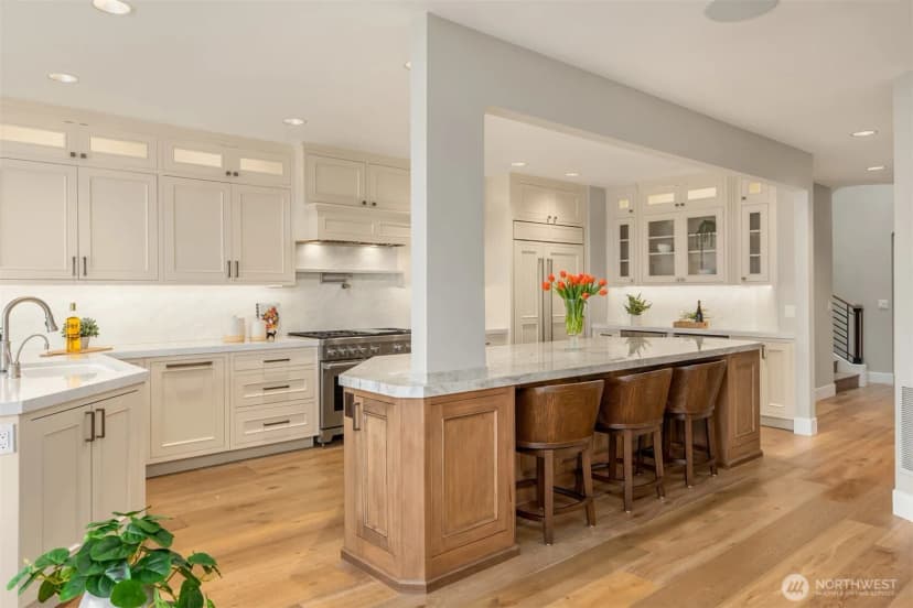 Property photo for 4475 Pleasant Beach Drive Ne, Bainbridge Island photo 13
