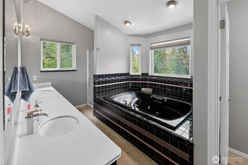 Property photo for 24520 Ne 196th, Woodinville photo 27