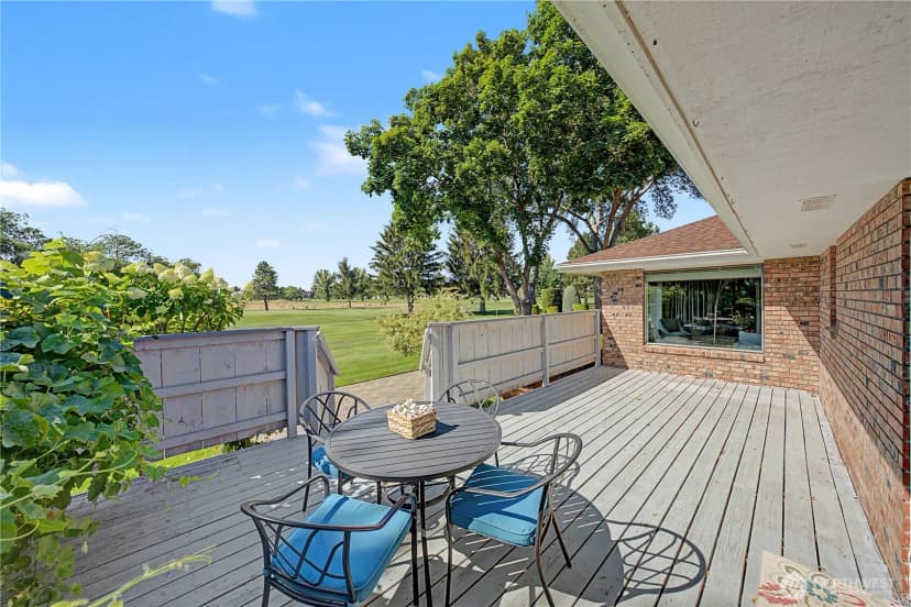 Property photo for 725 Canterbury Road Nw, Soap Lake photo 35