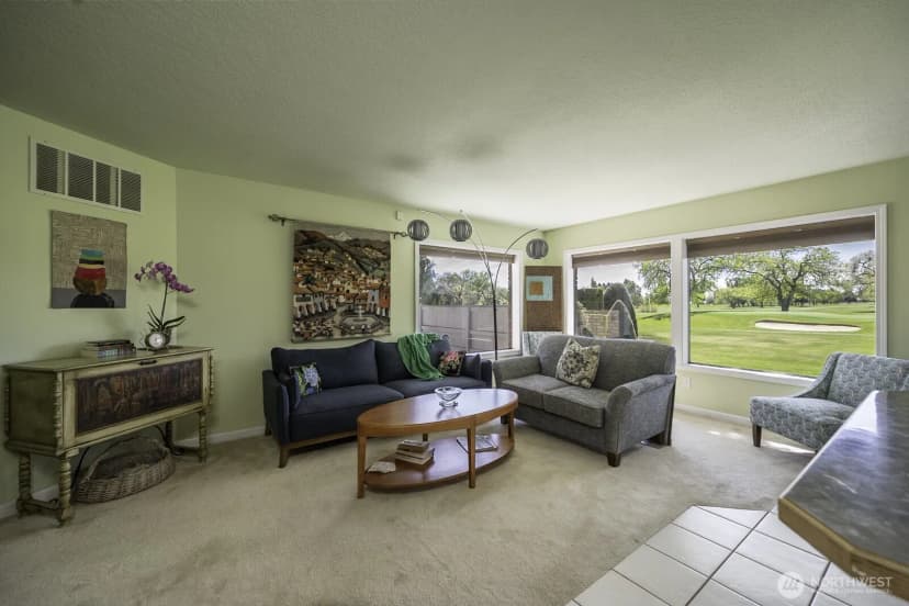 Property photo for 725 Canterbury Road Nw, Soap Lake photo 8