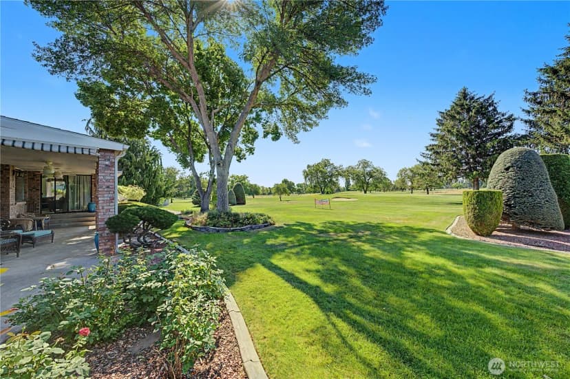 Property photo for 725 Canterbury Road Nw, Soap Lake photo 36