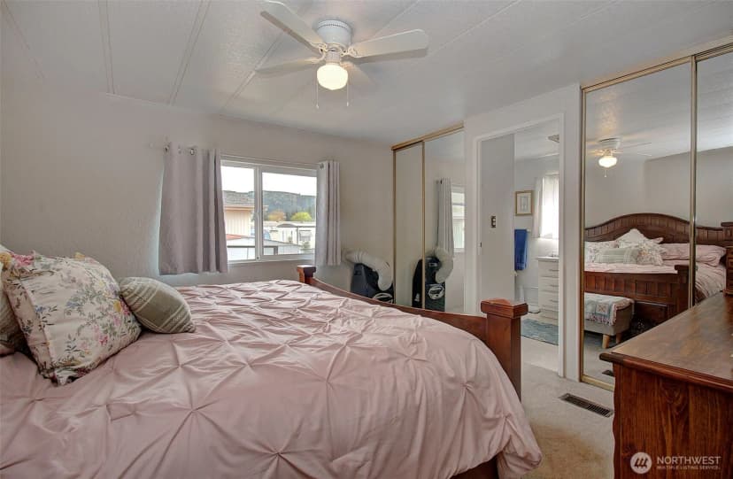 Property photo for 2424 Nightingale Lane, Kelso photo 13