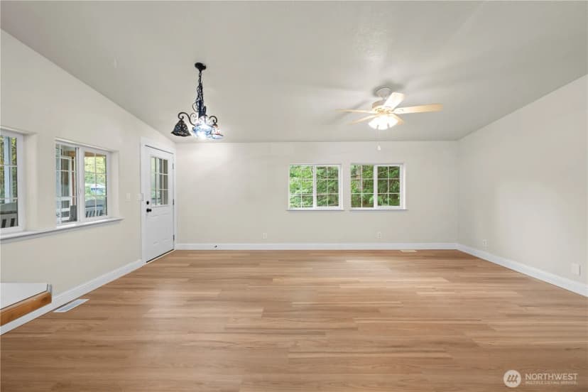 Property photo for 17921 644th Avenue Ne, Baring photo 9