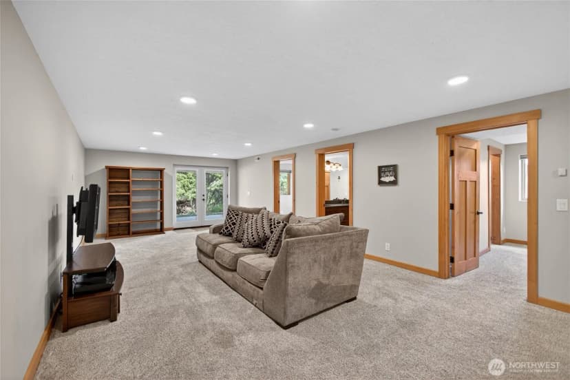 Property photo for 215 Lois Lane, Leavenworth photo 30