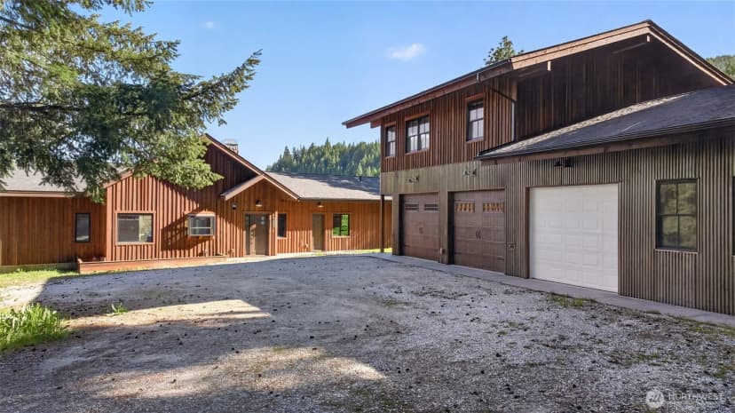 Property photo for 215 Lois Lane, Leavenworth photo 5