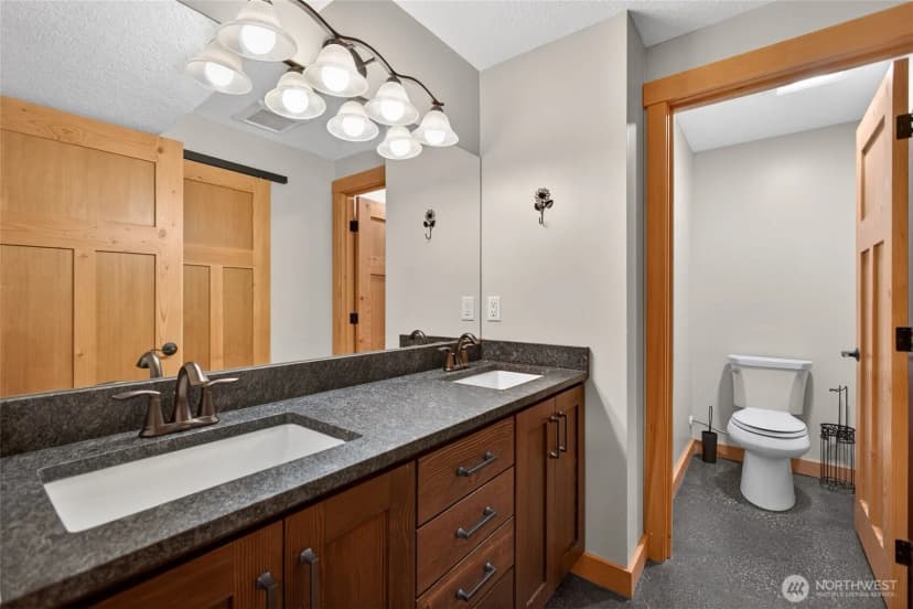 Property photo for 215 Lois Lane, Leavenworth photo 32
