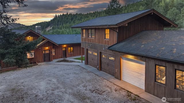 Property photo for 215 Lois Lane, Leavenworth photo 2