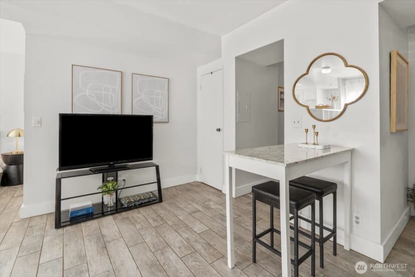 Property photo for 1017 Minor Avenue #206, Seattle photo 10