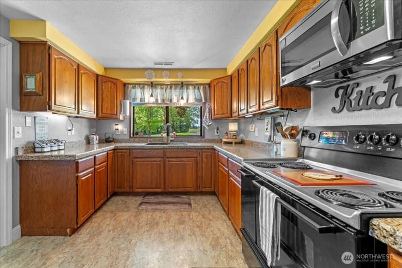 Property photo for 24501 Ne 29th Avenue, Ridgefield photo 8