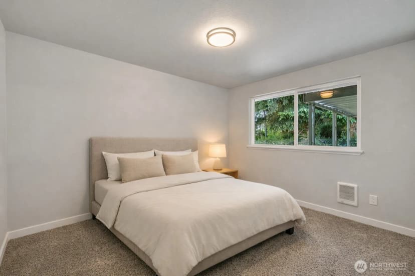 Property photo for 12833 9th Avenue Sw, Burien photo 29