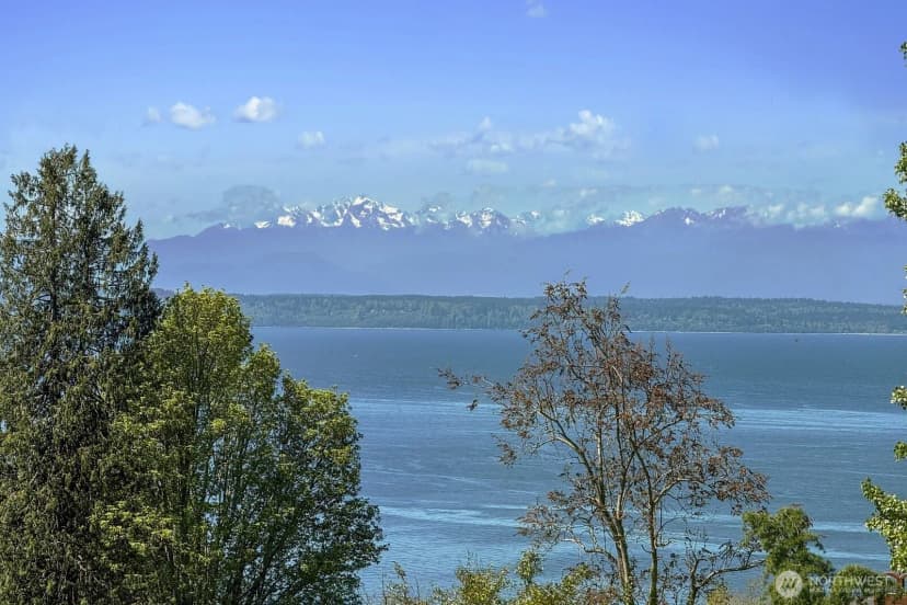 Property photo for 16209 70th Place W, Edmonds photo 14