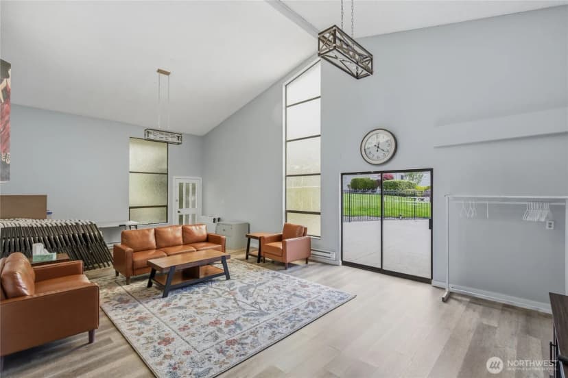 Property photo for 13217 15th Avenue Ne #a8, Seattle photo 26
