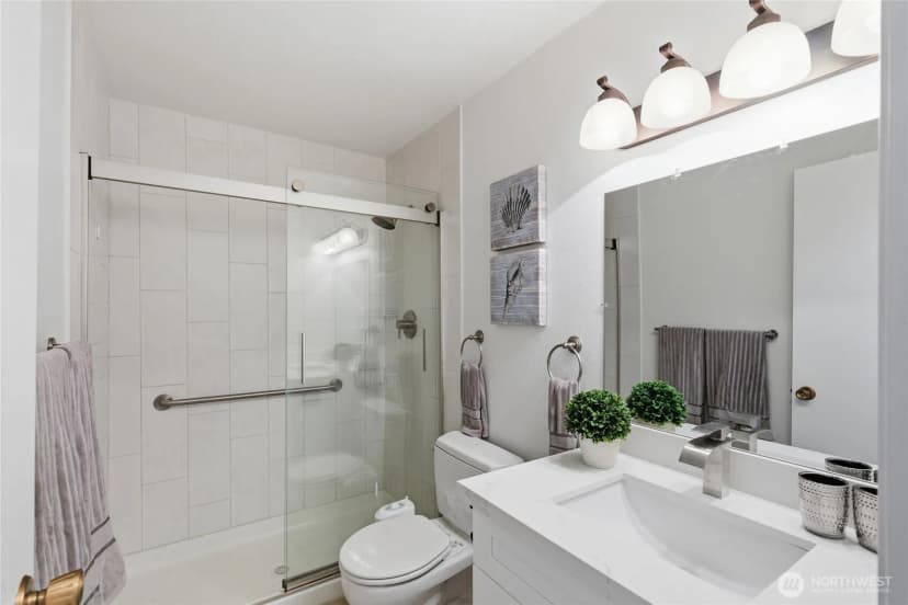 Property photo for 13217 15th Avenue Ne #a8, Seattle photo 20