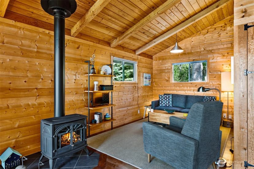 Property photo for 3392 Harbor View Drive, Langley photo 6
