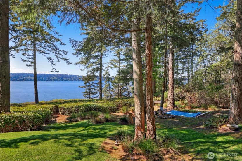 Property photo for 3392 Harbor View Drive, Langley photo 17