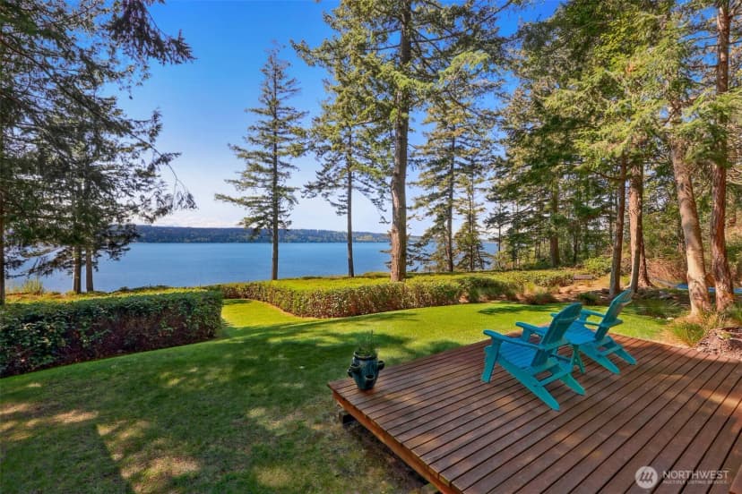 Property photo for 3392 Harbor View Drive, Langley photo 14