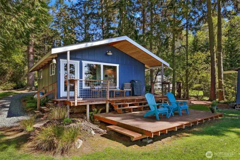 Property photo for 3392 Harbor View Drive, Langley photo 16