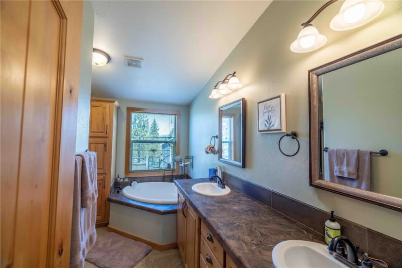 Property photo for 23 Razor Road, Tonasket photo 14