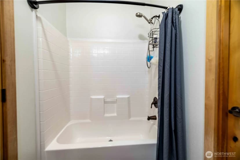 Property photo for 23 Razor Road, Tonasket photo 18