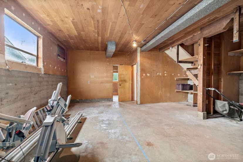 Property photo for 8403 S 120th St, Seattle photo 26
