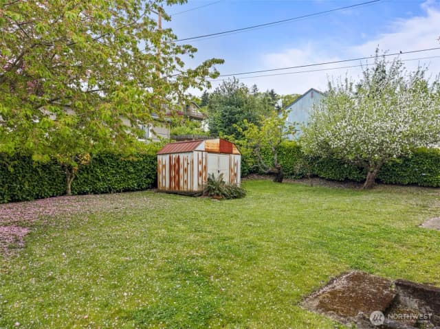Property photo for 8403 S 120th St, Seattle photo 3