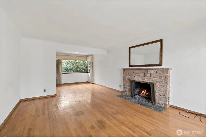 Property photo for 8403 S 120th St, Seattle photo 8