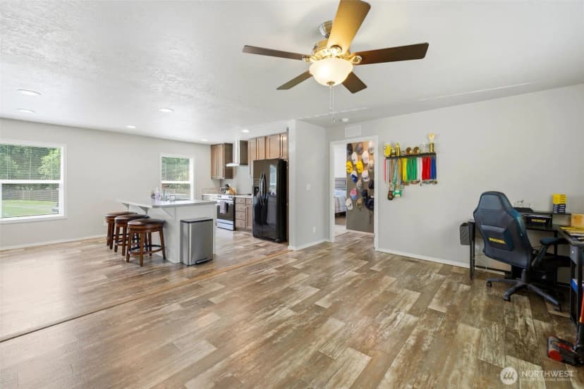 Property photo for 110 E Lavender Lane, Shelton photo 16