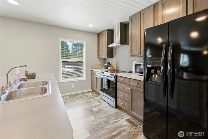Property photo for 110 E Lavender Lane, Shelton photo 8