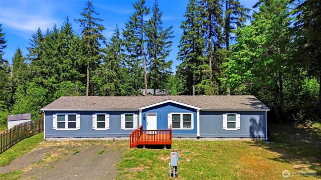 Property photo for 110 E Lavender Lane, Shelton photo 2