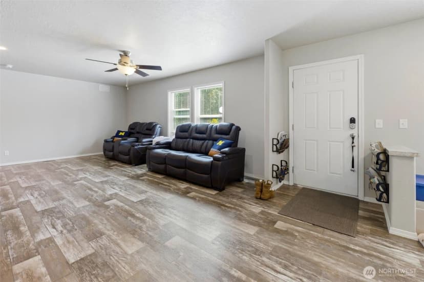 Property photo for 110 E Lavender Lane, Shelton photo 12