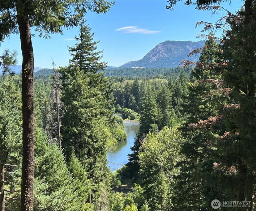 Property photo for 71 Pecon Valley Place, Cle Elum photo 2