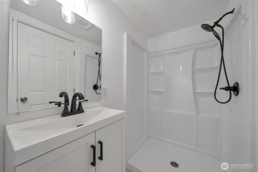 Property photo for 904 B Street Se, Auburn photo 21