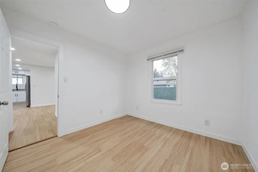 Property photo for 904 B Street Se, Auburn photo 17