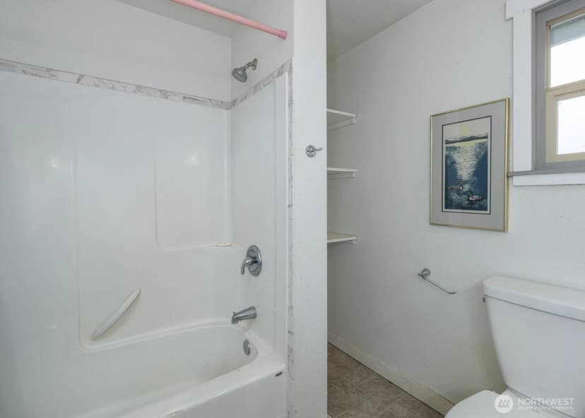Property photo for 1111 W 15th Street, Port Angeles photo 13