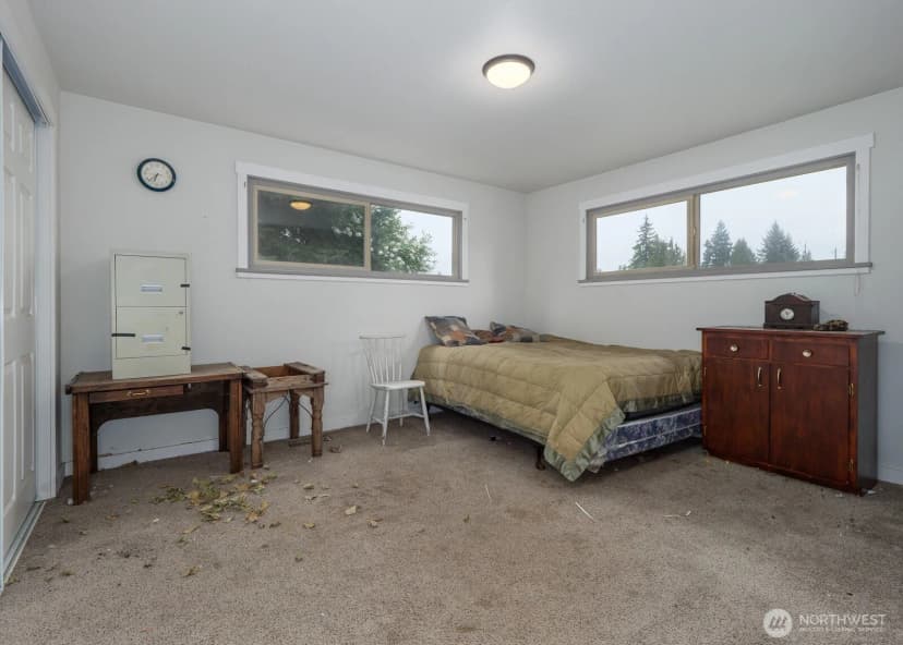 Property photo for 1111 W 15th Street, Port Angeles photo 17