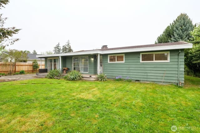Property photo for 1111 W 15th Street, Port Angeles photo 2