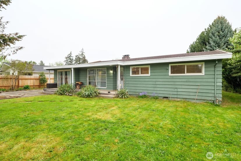 Property photo for 1111 W 15th Street, Port Angeles photo 2