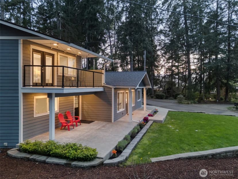 Property photo for 3021 Marine Drive, Bremerton photo 4