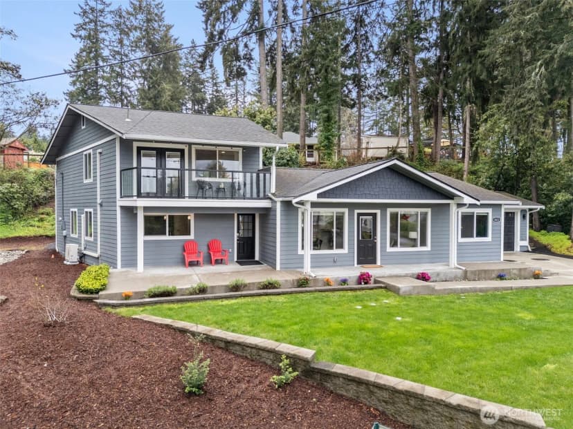 Property photo for 3021 Marine Drive, Bremerton photo 2