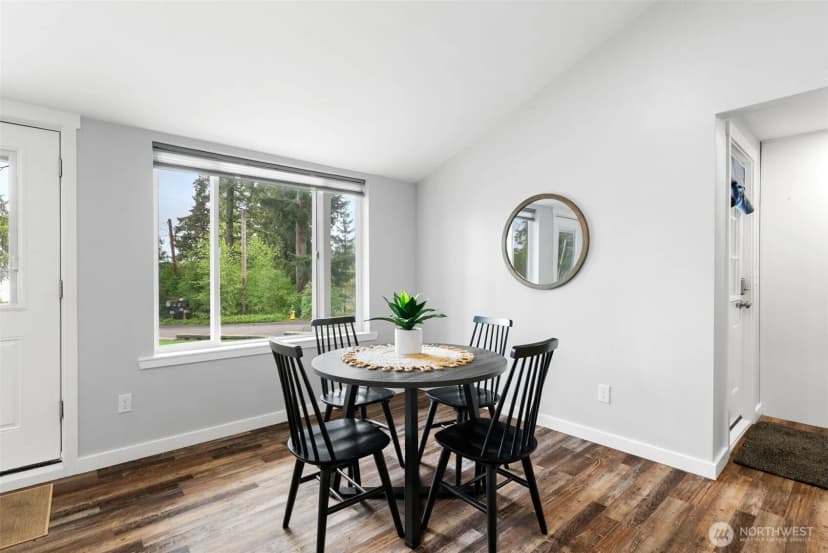 Property photo for 3021 Marine Drive, Bremerton photo 9
