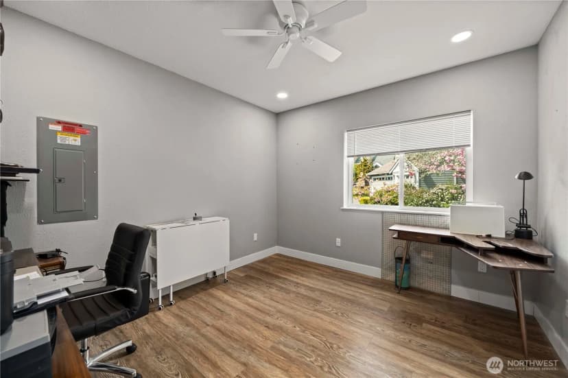 Property photo for 4715 116th Avenue E, Edgewood photo 28