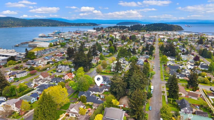 Property photo for 1707 8th Street, Anacortes photo 36
