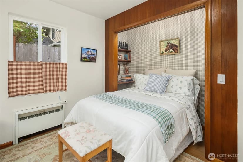 Property photo for 1707 8th Street, Anacortes photo 16