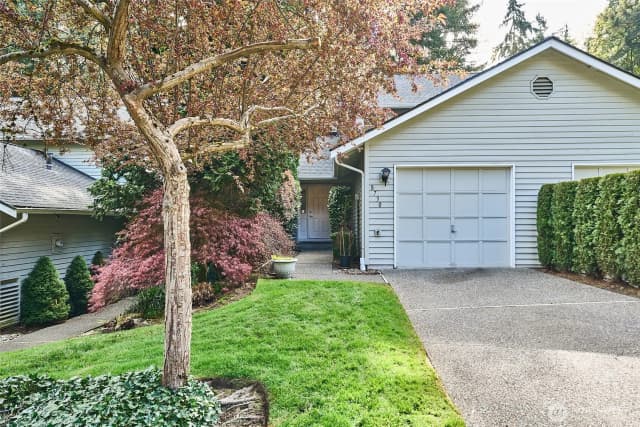 Property photo for 8730 133rd Avenue Ne, Redmond