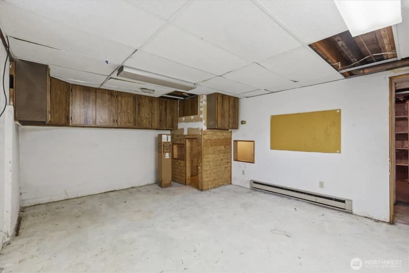Property photo for 2602 Harrison Avenue, Everett photo 22