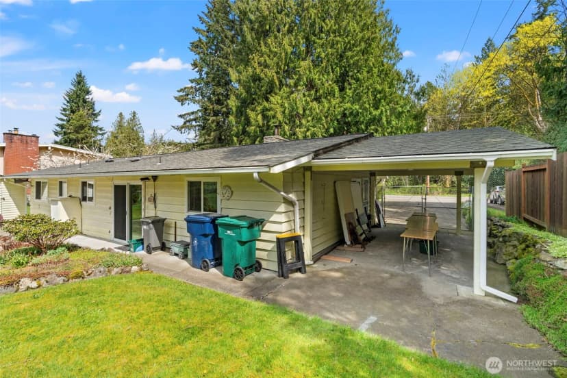 Property photo for 11414 2nd Ave Se, Everett photo 8
