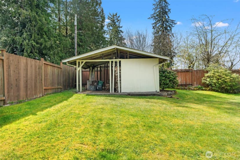 Property photo for 11414 2nd Ave Se, Everett photo 7