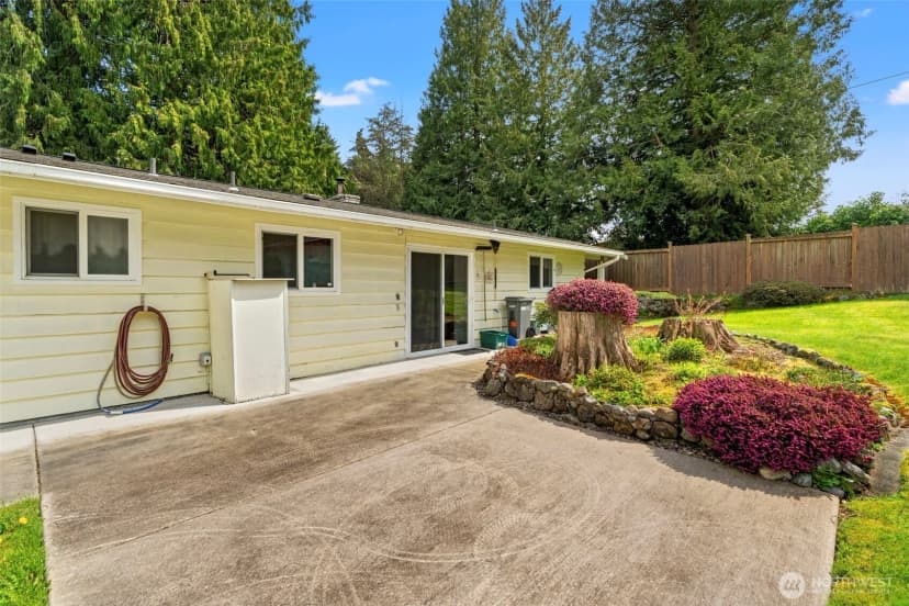 Property photo for 11414 2nd Ave Se, Everett photo 10