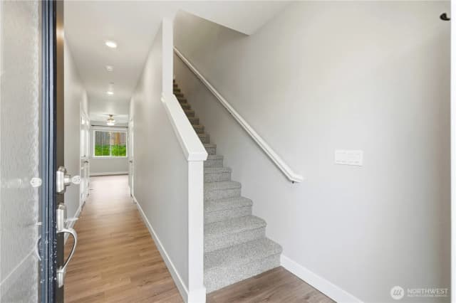 Property photo for 8405 Gilman Way, Arlington photo 4